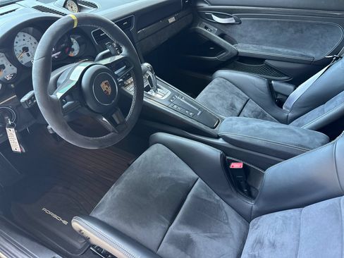 Certified 2019 Porsche 911 GT3 RS RWD image 4