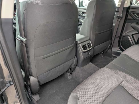 Used 2024 Subaru Outback Premium AWD/4WD image 17