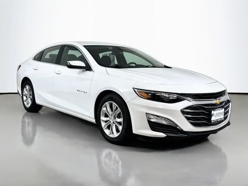 Used 2021 Chevrolet Malibu LT FWD image 4