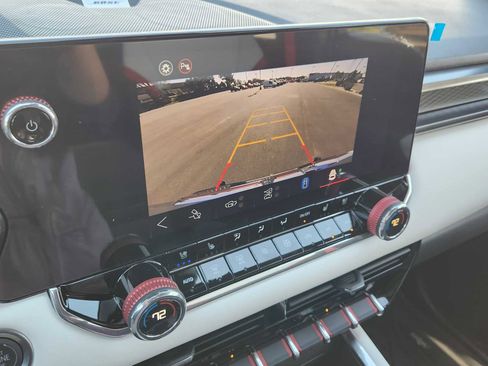 New 2026 GMC Canyon AT4X w/ AT4X AEV Edition AWD/4WD image 19