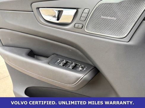 Certified 2023 Volvo XC60 B5 Plus AWD/4WD image 27