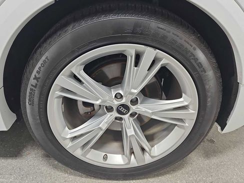 Used 2023 Audi Q8 Prestige image 36