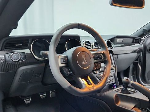 Used 2020 Ford Mustang Shelby GT350 w/ Technology Package image 13
