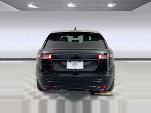 Used 2026 Land Rover Range Rover Velar Dynamic SE AWD/4WD image 9