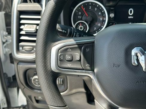 New 2026 RAM 1500 Express AWD/4WD image 13