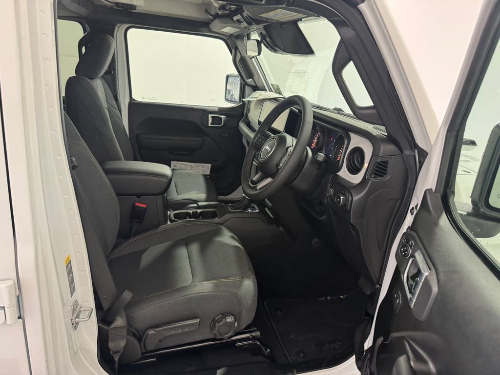 New 2026 Jeep Wrangler Unlimited Sport w/ Convenience Group AWD/4WD image 18