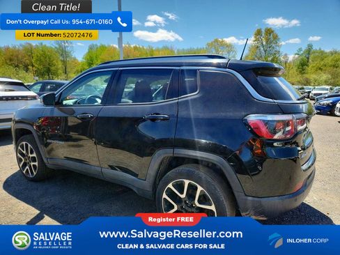 Used 2018 Jeep Compass Limited w/ Navigation Group AWD/4WD image 3