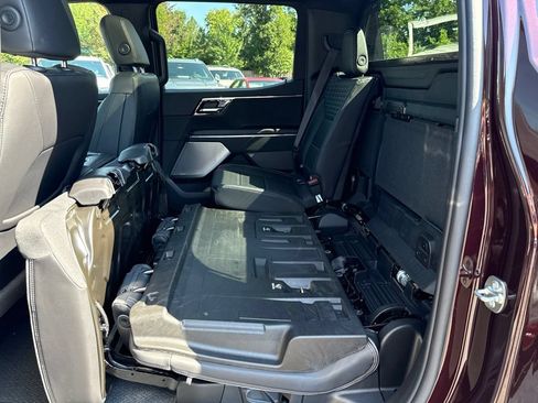 Used 2025 GMC Sierra EV Denali AWD/4WD image 47