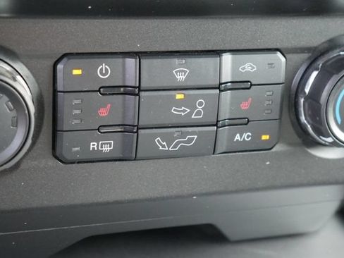 Used 2020 Ford F150 XLT w/ Equipment Group 302A Luxury AWD/4WD image 5
