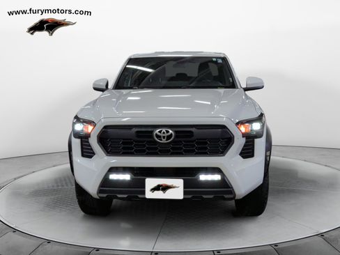 Used 2024 Toyota Tacoma TRD Sport image 8
