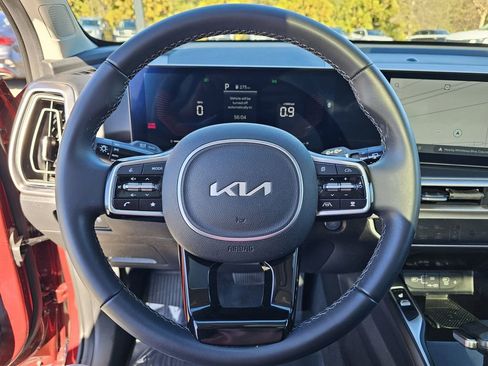 Used 2024 Kia Sorento S w/ Panoramic Sunroof Package image 21
