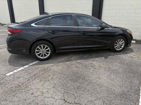 Used 2018 Hyundai Sonata SE FWD image 4