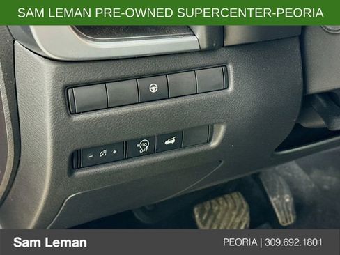 Used 2024 Nissan Rogue SV w/ SV Premium Package image 10