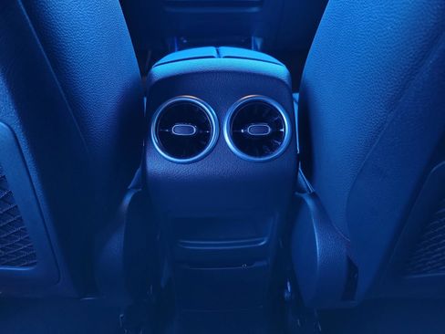 Certified 2025 Mercedes-Benz GLA 250 image 14