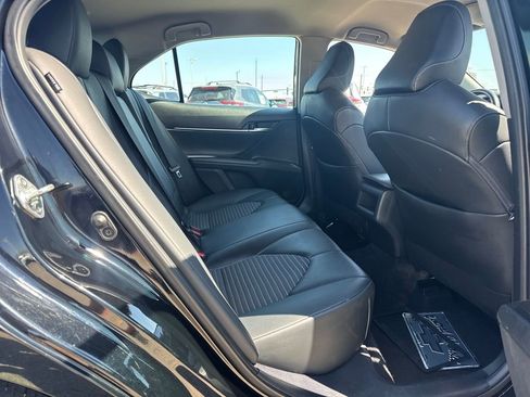 Used 2024 Toyota Camry SE image 12