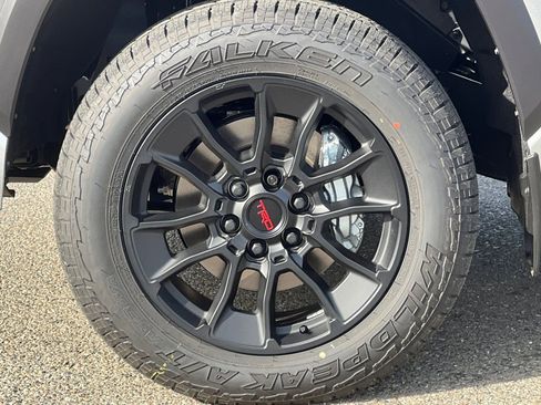 New 2026 Toyota Tundra Limited image 32