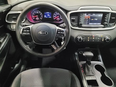 Used 2019 Kia Sorento AWD image 22