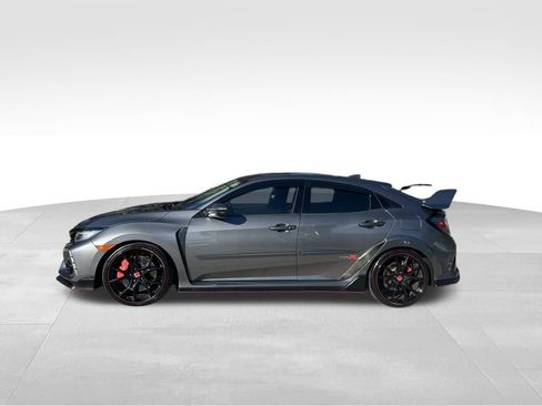 Used 2018 Honda Civic Type R image 2