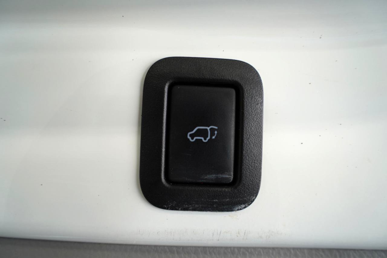 Used 2017 Toyota Highlander Limited FWD image 38