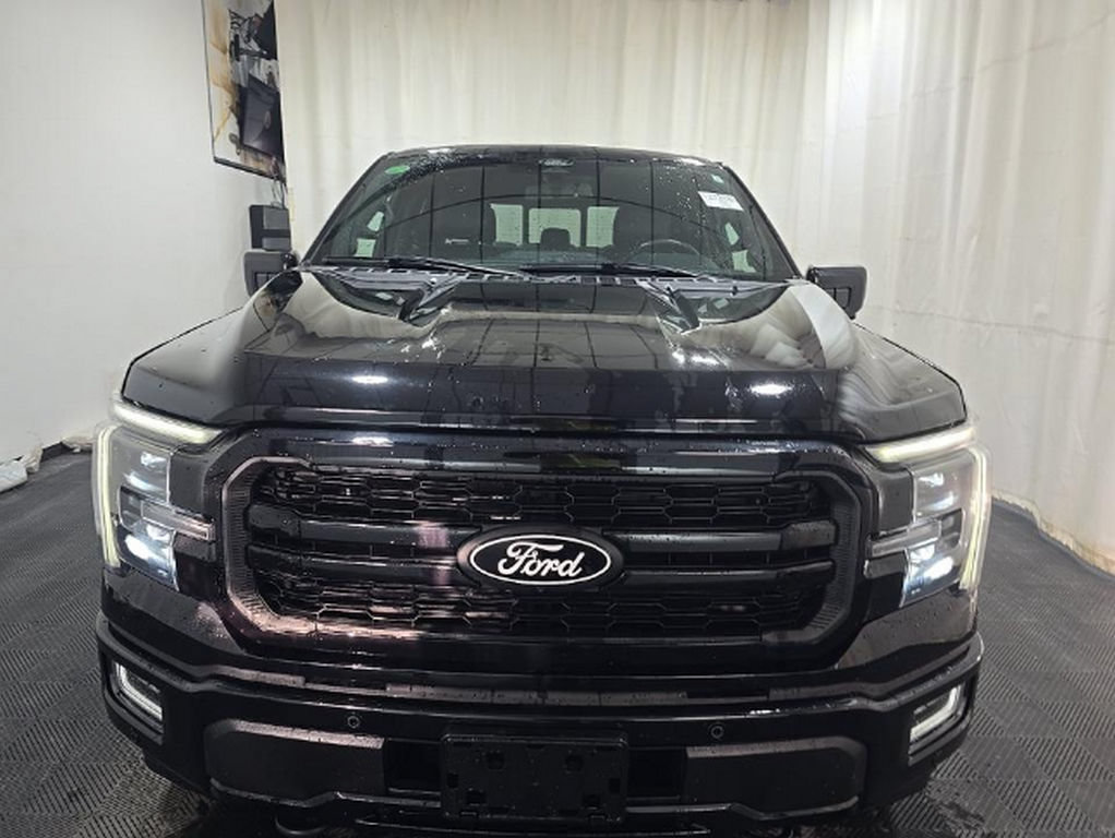 Used 2024 Ford F150 Lariat AWD/4WD image 3