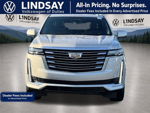 Used 2021 Cadillac Escalade Premium Luxury Platinum w/ Heavy-Duty Trailer Package AWD/4WD image 3