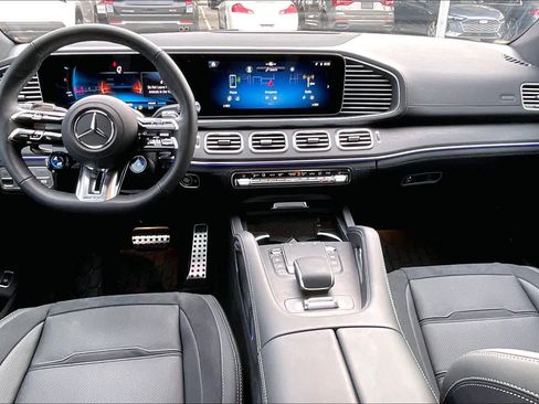 Used 2025 Mercedes-Benz GLE 53 AMG AMG GLE 53 image 14