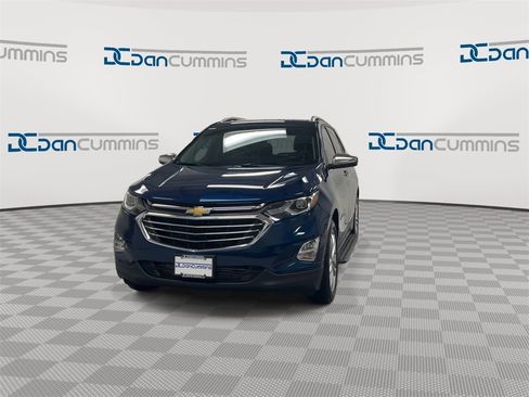 Used 2020 Chevrolet Equinox Premier image 3