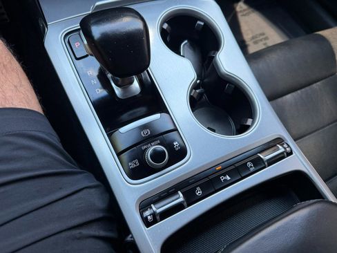 Used 2018 Kia Stinger GT2 image 39