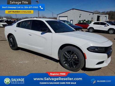 Used 2019 Dodge Charger SXT w/ Blacktop Package AWD/4WD image 5