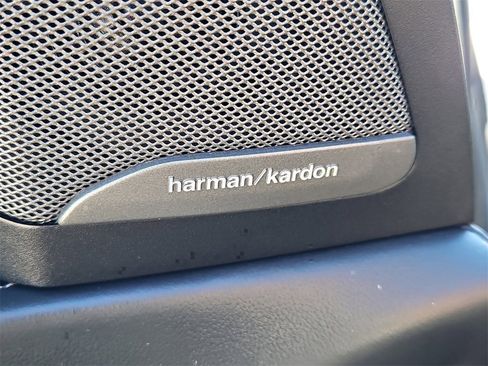 Used 2024 BMW X7 xDrive40i image 21