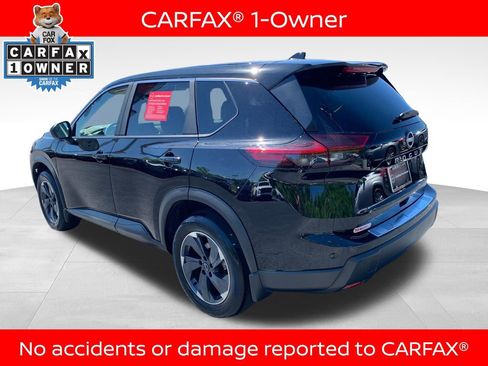Used 2025 Nissan Rogue SV FWD image 4