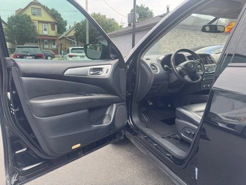 Used 2020 Nissan Pathfinder SL FWD image 7