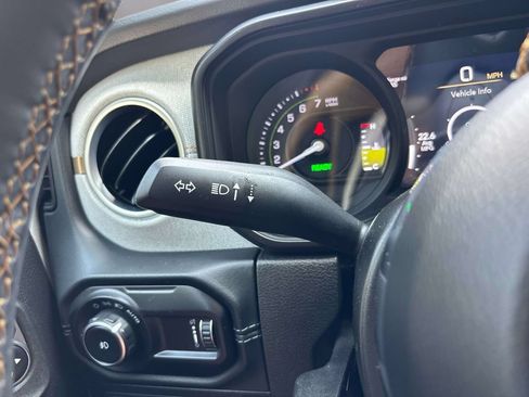 Used 2024 Jeep Wrangler Unlimited Sahara w/ Dual Top Group AWD/4WD image 29