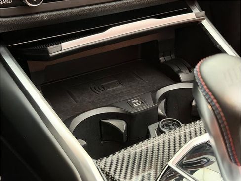 Used 2022 BMW M4 xDrive Competition AWD/4WD image 15