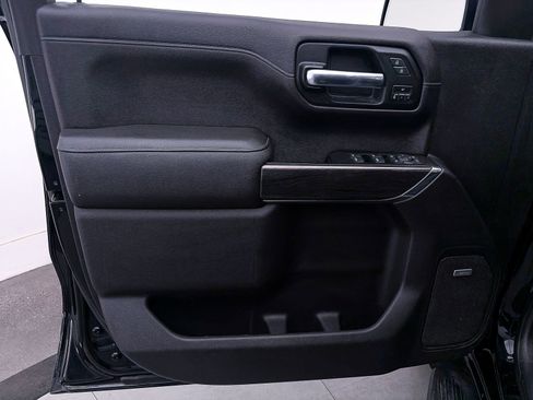 Used 2019 Chevrolet Silverado 1500 LTZ w/ LTZ Plus Package AWD/4WD image 14