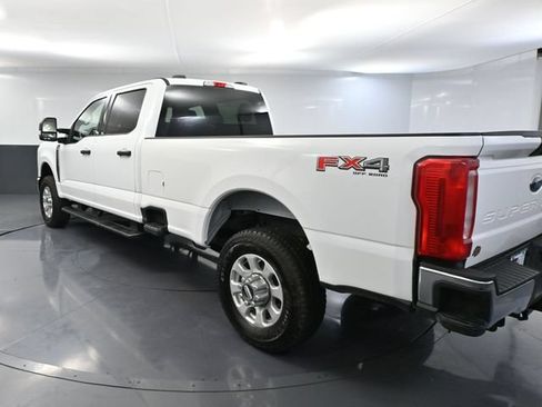 Used 2024 Ford F350 XLT w/ FX4 Off-Road Package AWD/4WD image 9