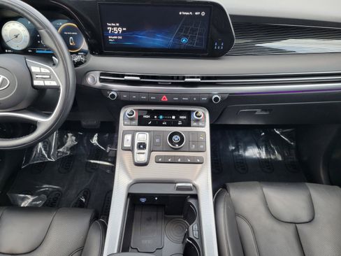 Used 2024 Hyundai Palisade Calligraphy image 13