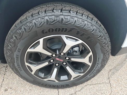 New 2026 GMC Yukon AT4 w/ AT4 Premium Plus Package AWD/4WD image 34