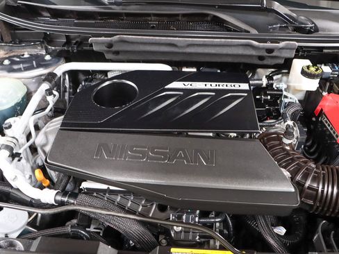 Used 2023 Nissan Rogue SV FWD image 29