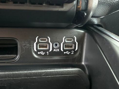 Certified 2020 RAM 1500 Laramie image 21