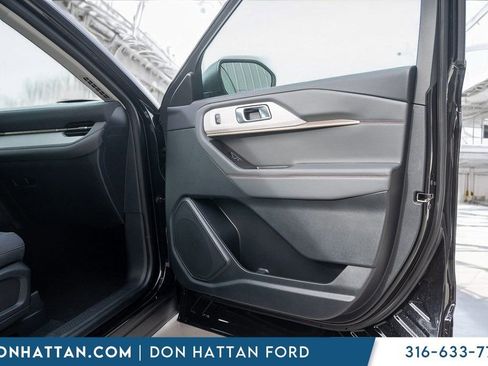 New 2026 Ford Explorer Active AWD/4WD image 24