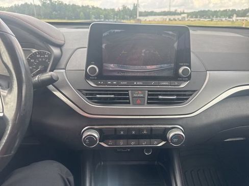 Used 2023 Nissan Altima 2.5 SR FWD image 21