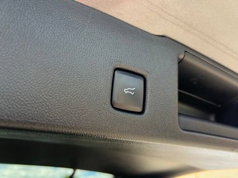 Certified 2024 Ford Escape ST-Line Select w/ Tech Pack #2 AWD/4WD image 25