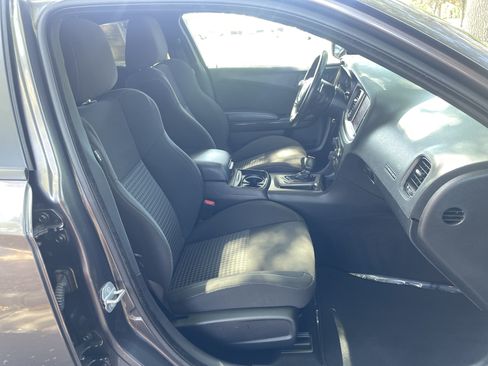 Used 2022 Dodge Charger R/T w/ Blacktop Package RWD image 31