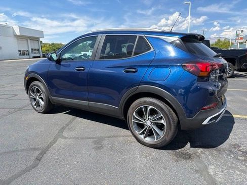 Used 2022 Buick Encore GX Select w/ Safety Package II AWD/4WD image 9
