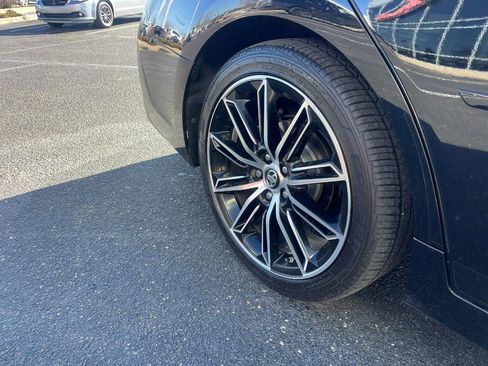 Used 2019 Toyota Avalon Touring w/ All Weather Liner Package image 8