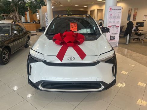 New 2025 Toyota bZ4X AWD image 3