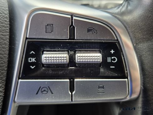 Certified 2023 Kia Telluride EX w/ EX Captain's Chair Package FWD image 27
