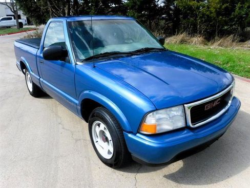 Used 1999 GMC Sonoma SLS w/ Convenience Group image 2