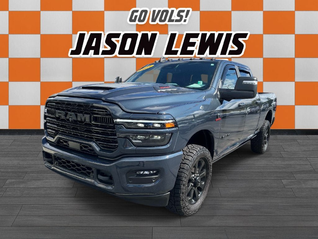 Used 2025 RAM 2500 Laramie AWD/4WD image 7